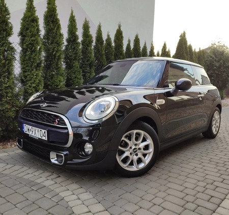 MINI Cooper S cena 69900 przebieg: 150000, rok produkcji 2017 z Szczucin małe 781